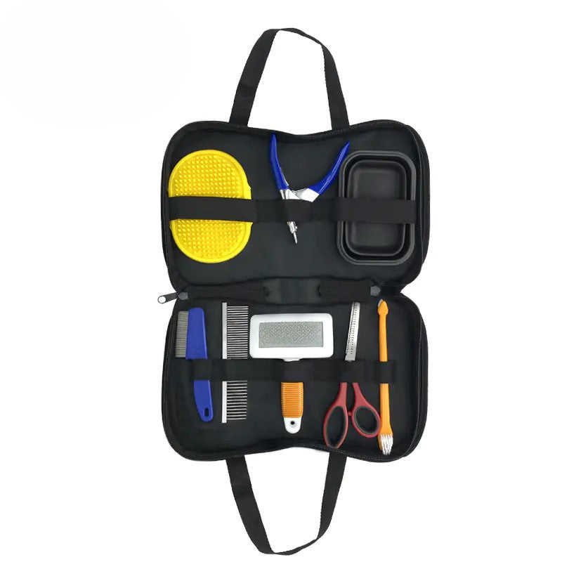 Set ideale per la cura degli animali domestici da viaggio