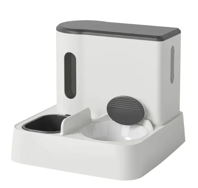 Double food and water dispenser for cats