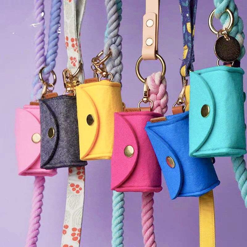 Bolsas Portátiles y Ecológicas para Excremento de Perro al Aire Libre