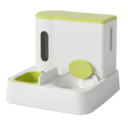 Double food and water dispenser for cats