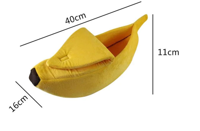 Banana-shaped pet bed